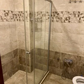 In Khirdalan 65.0 m² apartment is for rent - Image 2
