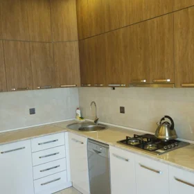 In Baku 110.0 m² apartment is for rent - Image 10
