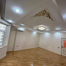 In Baku 122.0 m² apartment is for sale - Image 3
