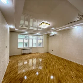 In Baku 122.0 m² apartment is for sale - Image 4