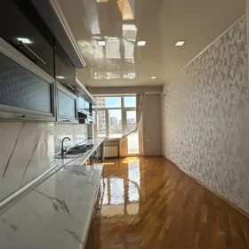 In Baku 150.0 m² apartment is for sale - Image 9