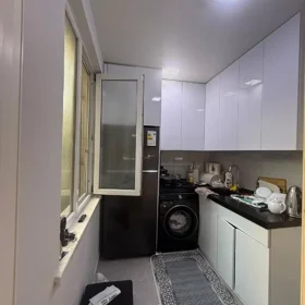 In Baku 48.0 m² apartment is for sale - Image 3