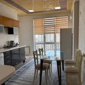 In Baku 130.0 m² apartment is for rent - Image 6