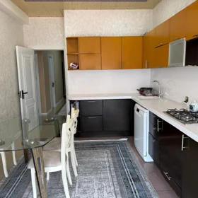 In Baku 130.0 m² apartment is for rent - Image 7