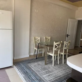 In Baku 130.0 m² apartment is for rent - Image 9