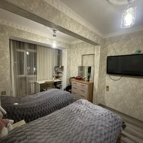 In Baku 70.0 m² apartment is for sale - Image 9