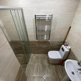 In Khirdalan 65.0 m² apartment is for rent - Image 9
