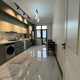 In Baku 90.0 m² apartment is for rent - Image 5