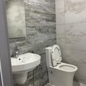 In Baku 52.0 m² apartment is for sale - Image 3
