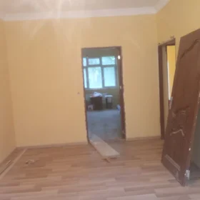 In Baku 100.0 m² apartment is for sale - Image 7