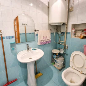 In Baku 60.0 m² apartment is for rent - Image 6