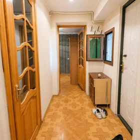 In Baku 60.0 m² apartment is for rent - Image 8