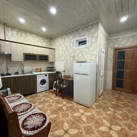 In Baku 60.0 m² apartment is for rent - Image 2
