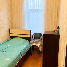In Baku 100.0 m² house with 4.0 rooms is for sale - Image 7
