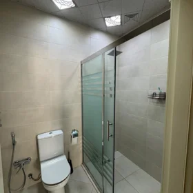 In Baku 98.0 m² apartment is for rent - Image 2