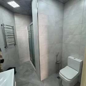 In Baku 98.0 m² apartment is for rent - Image 10