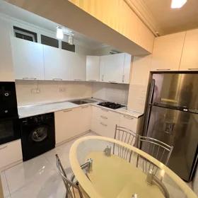 In Baku 60.0 m² apartment is for rent - Image 5