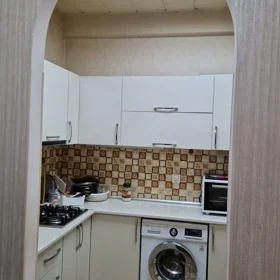 In Baku 65.0 m² apartment is for rent - Image 2