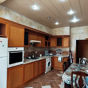 In Baku 146.0 m² apartment is for rent - Image 9
