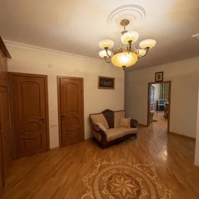 In Baku 103.0 m² apartment is for sale - Image 3