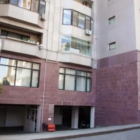In Baku 103.0 m² apartment is for sale - Image 10
