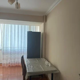 In Baku 60.0 m² apartment is for rent - Image 3