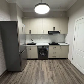 In Baku 80.0 m² apartment is for rent - Image 2