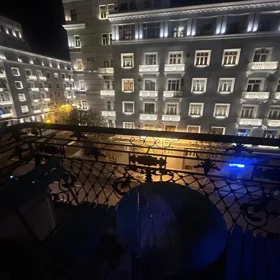 In Səbail rayonu 65.0 m² apartment is for rent - Image 2
