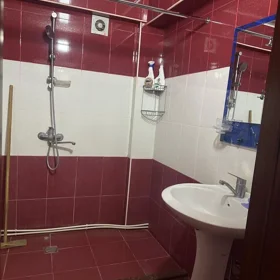 In Baku 65.0 m² apartment is for rent - Image 9