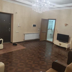 In Baku 120.0 m² apartment is for rent - Image 4