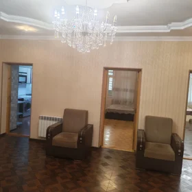 In Baku 120.0 m² apartment is for rent - Image 5