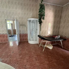 In Baku 500.0 m² house with 8.0 rooms is for rent - Image 9