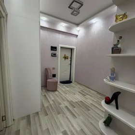 In Baku 120.0 m² apartment is for sale - Image 2