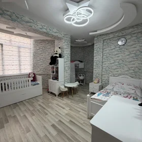 In Baku 120.0 m² apartment is for sale - Image 6