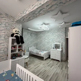 In Baku 120.0 m² apartment is for sale - Image 7