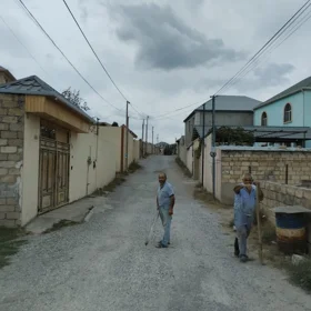In nan nan acre land is for sale - Image 2