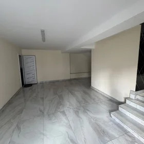 In Baku 120.0 m² apartment is for sale - Image 4