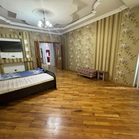 In Baku 120.0 m² apartment is for sale - Image 6