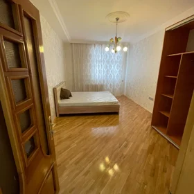 In Baku 125.0 m² apartment is for rent - Image 5