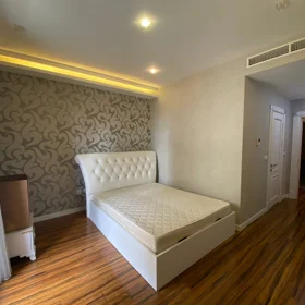 In Səbail rayonu 250.0 m² apartment is for rent - Image 2