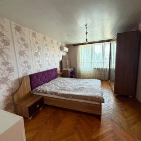 In Baku 100.0 m² apartment is for rent - Image 2