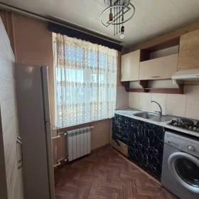 In Baku 100.0 m² apartment is for rent - Image 4