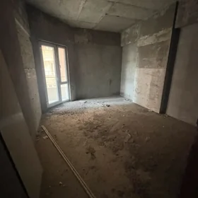 In Baku 116.0 m² apartment is for sale - Image 3