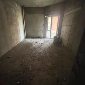 In Baku 116.0 m² apartment is for sale - Image 5