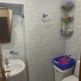 In Baku 85.0 m² apartment is for rent - Image 9