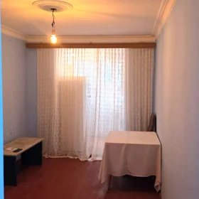 In Baku 70.0 m² apartment is for rent - Image 4