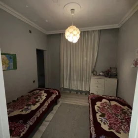 In Baku 100.0 m² house with 3.0 rooms is for rent - Image 4
