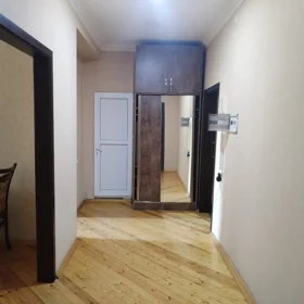 In Baku 100.0 m² apartment is for rent - Image 7