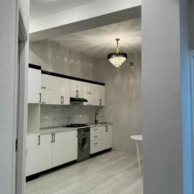 In Baku 90.0 m² apartment is for rent - Image 2