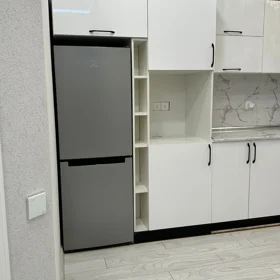 In Baku 90.0 m² apartment is for rent - Image 10